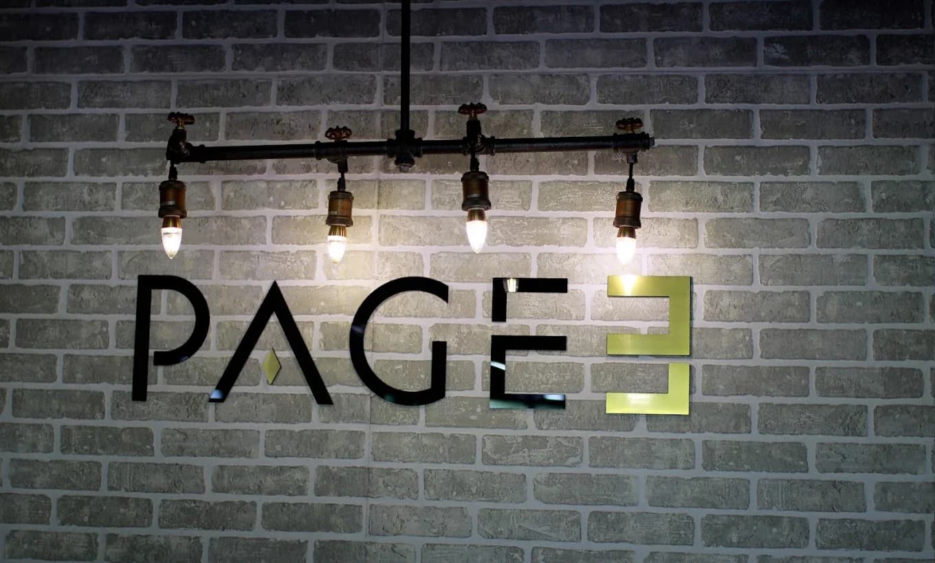 PAGE 3 Luxury Salon & Makeover Studio